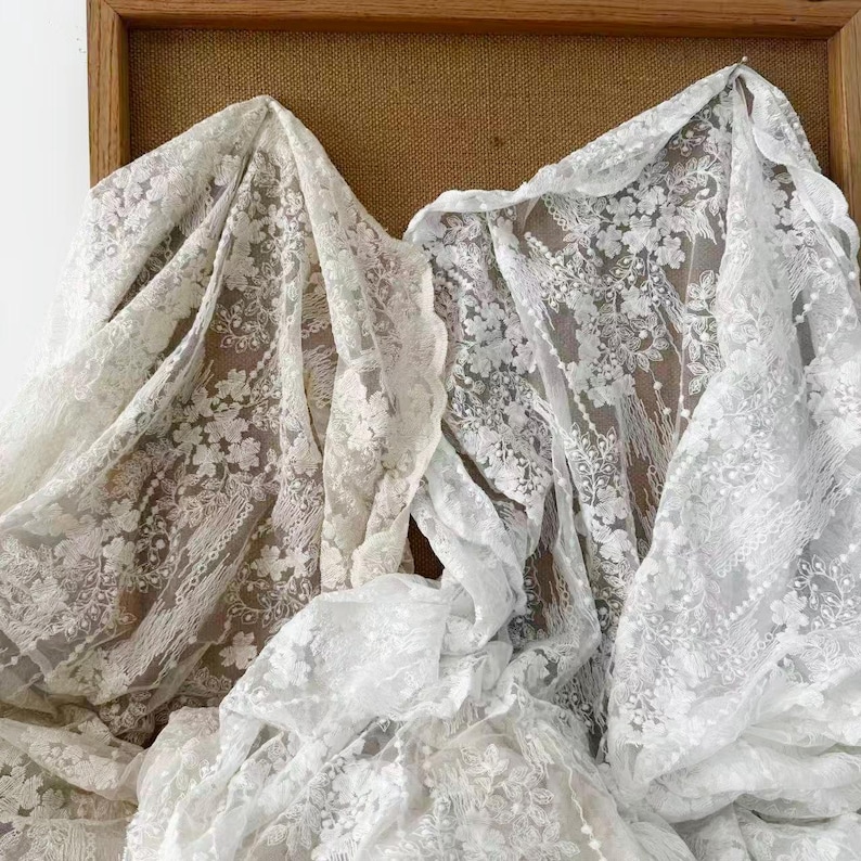 Tissu de broderie florale en coton écru de style vintage avec double côtés, tissu de broderie en dentelle, tissu pour robe de mariée vintage image 9