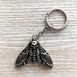 Death&#39;s Head Hawk Moth Keychain ~ Deathhead Moth Keychain ~ Moth Charm