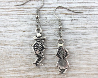 LOW IN STOCK! Tierracast Dancing Señor & Señorita Couple ~ Silver Plated Pewter ~ Day of the Dead  ~ Dancing Skeleton Earrings ~ Gift Box