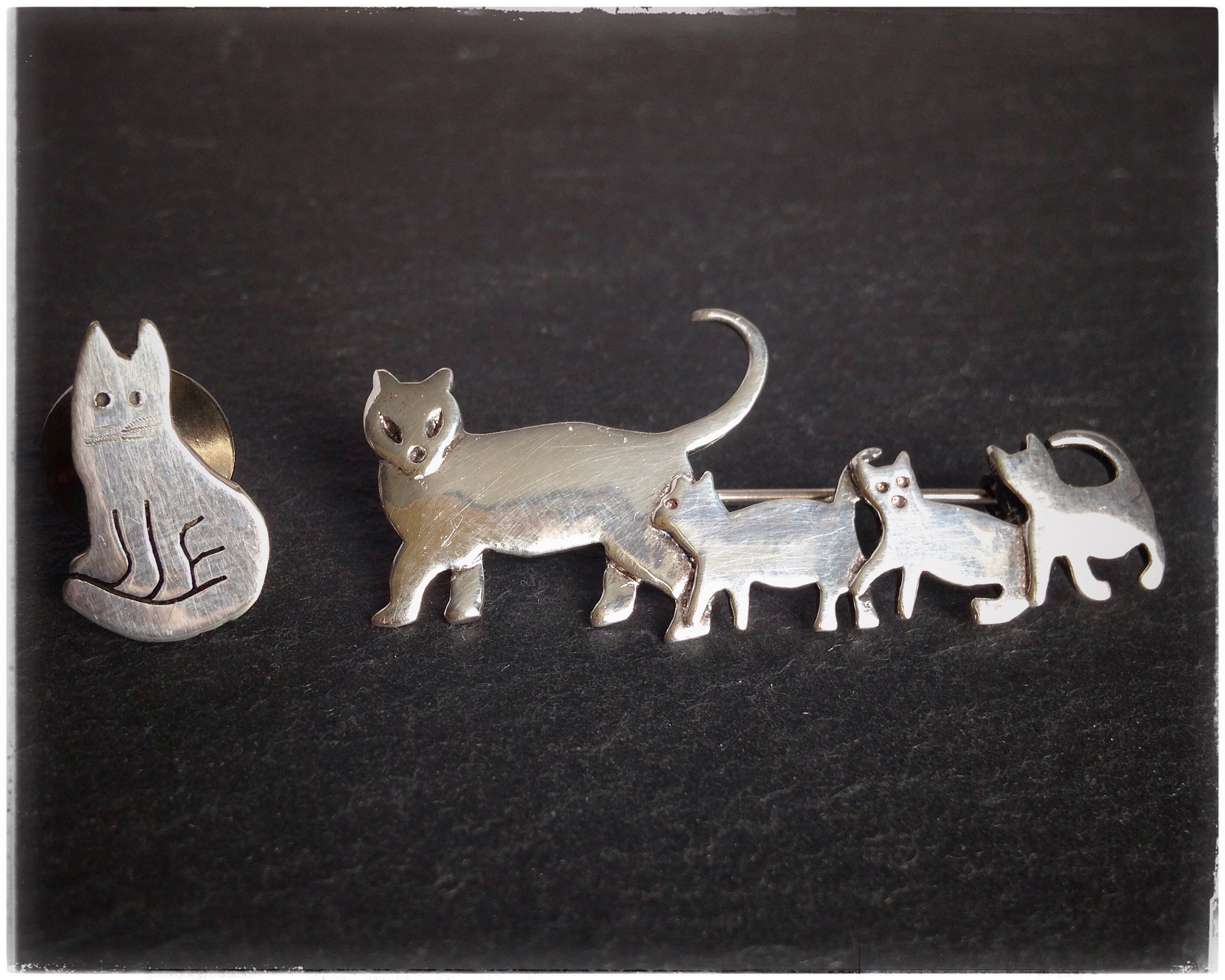 silver cat brooch