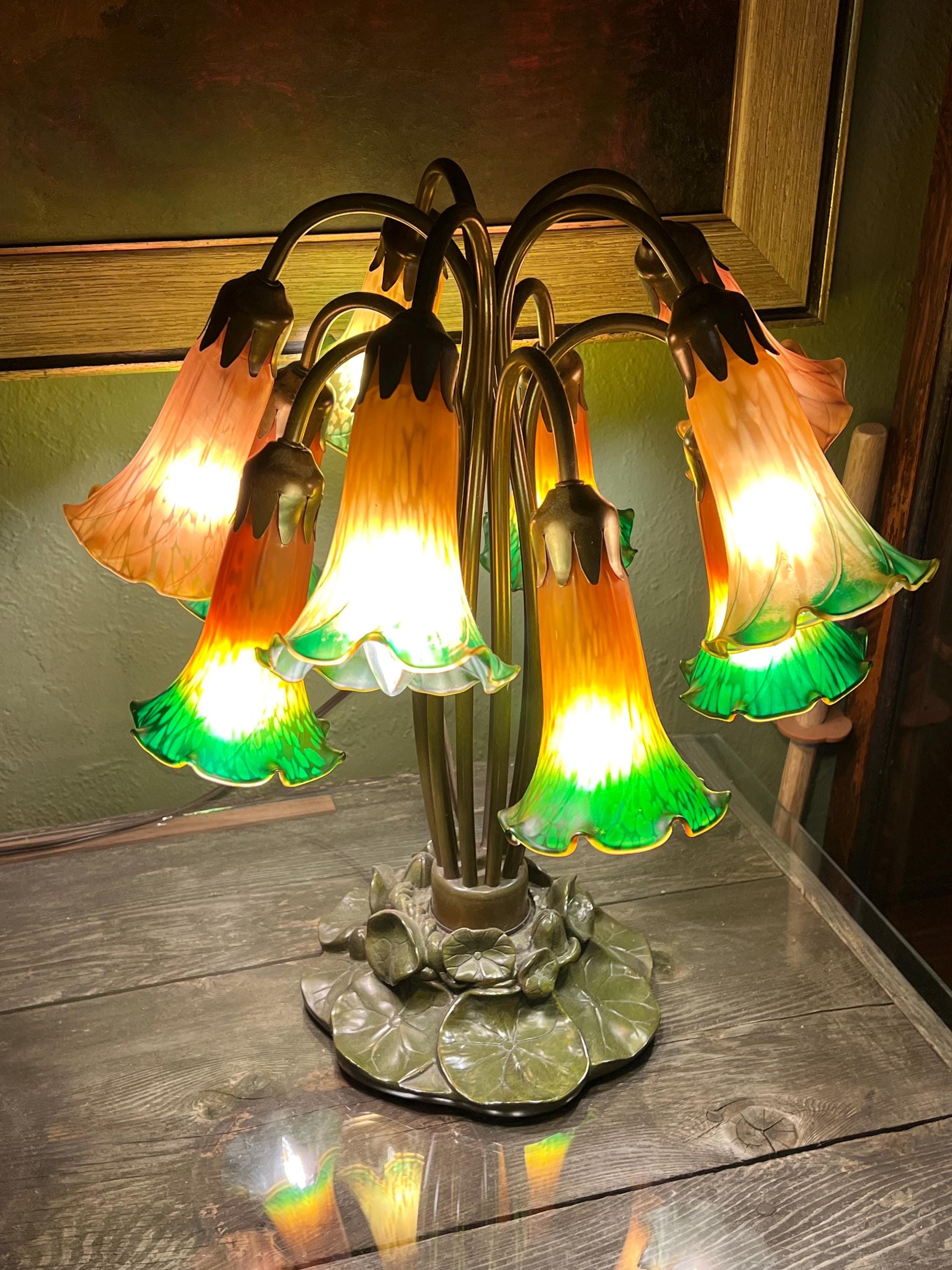 Tiffanys lily lamp - Etsy 日本