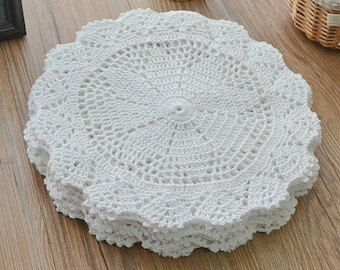 Lot 4 handgehaakte witte kleedjes 10" ronde bloemen bruiloft placemats Franse land onderzetters katoen