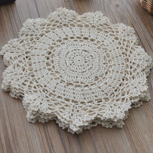 Set of 6 Round Hand Crochet Lace Doilies for Crafts Wedding Farmhouse Table Placemats