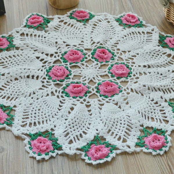 Round Hand Crochet White Pineapple Rose Doily Victorian French Country Rustic Wedding Table Topper Runner Decoration