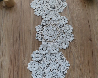 Lot 20 Hand Crochet Assorted White Doilies French Country Wedding Tea Party Petal Pineapple Doily Runner