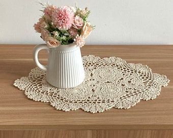 Set of 4 Crochet Lace Oval Doilies Placemats Farmhouse Dresser Scarves