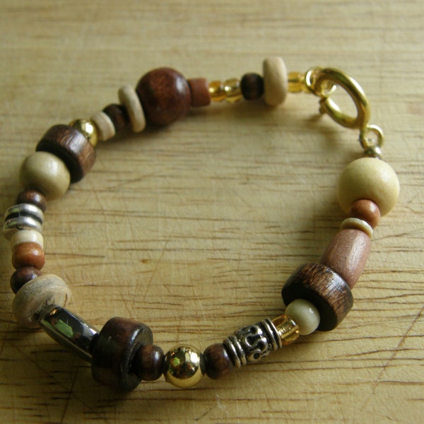 Beachy Wooden Beaded Bracelet