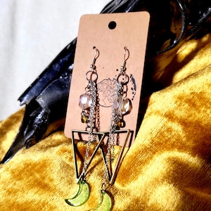 The Green Witch Moon, Earrings