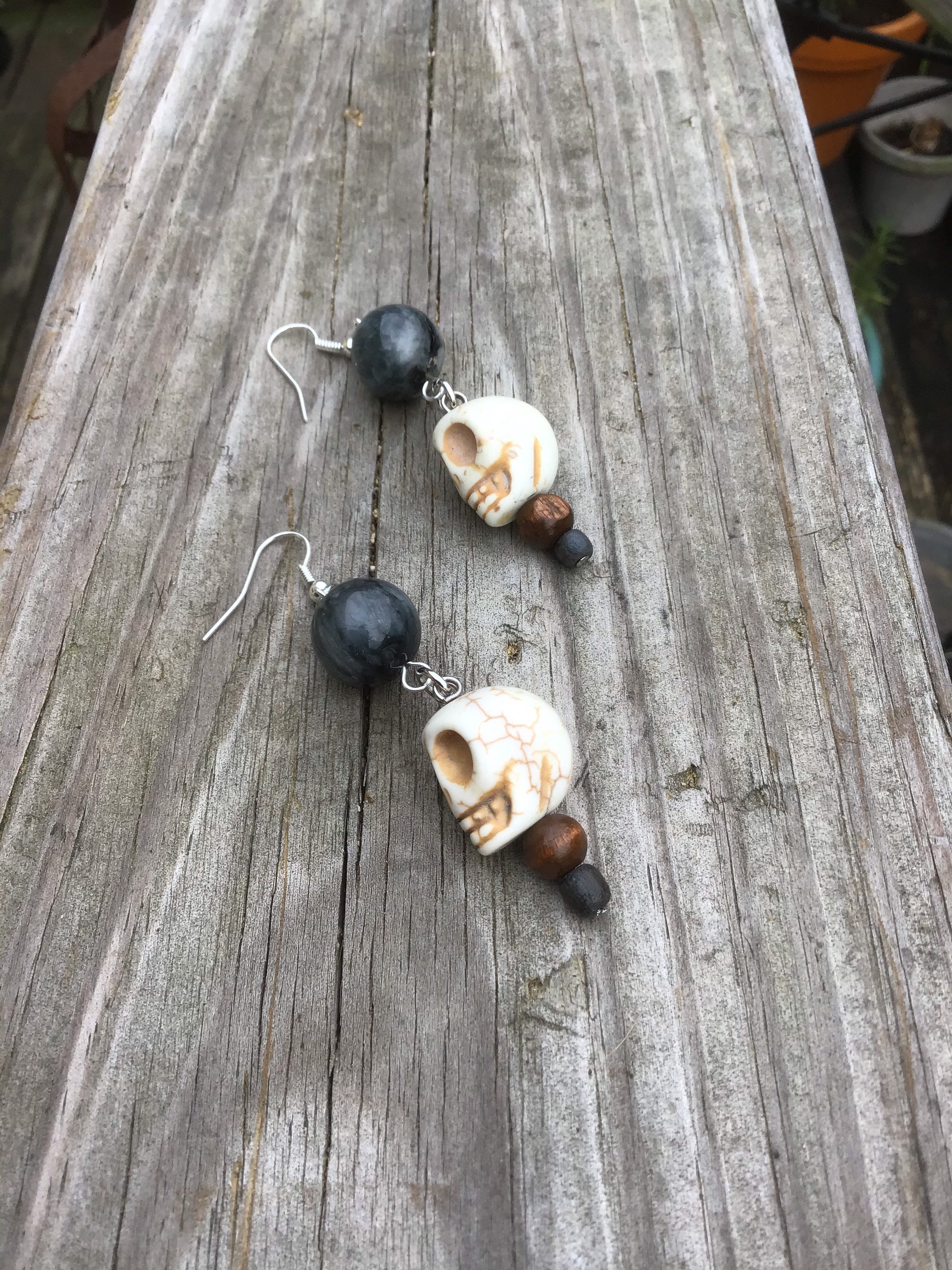 White Skulls and Grey Agate, Earrings