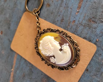 Cameo Keychain