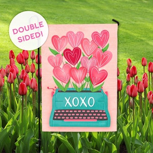 Bandera de jardín de San Valentín con texto "XOXO Typewriter": decoración de jardín de doble cara