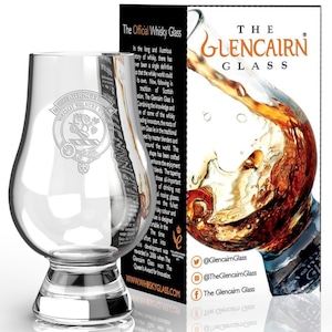 Clan Crest Burnett gravado copo de uísque Glencairn em caixa de presente