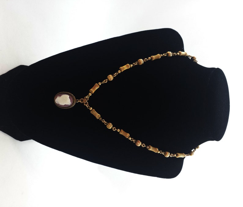 Vintage CAMEO Necklace Gold Filled SHELL Necklace Cameo Petite GORGEOUS Shell Cameo Real Cameo Gifts For Her Mom Cameo Pendant Necklace