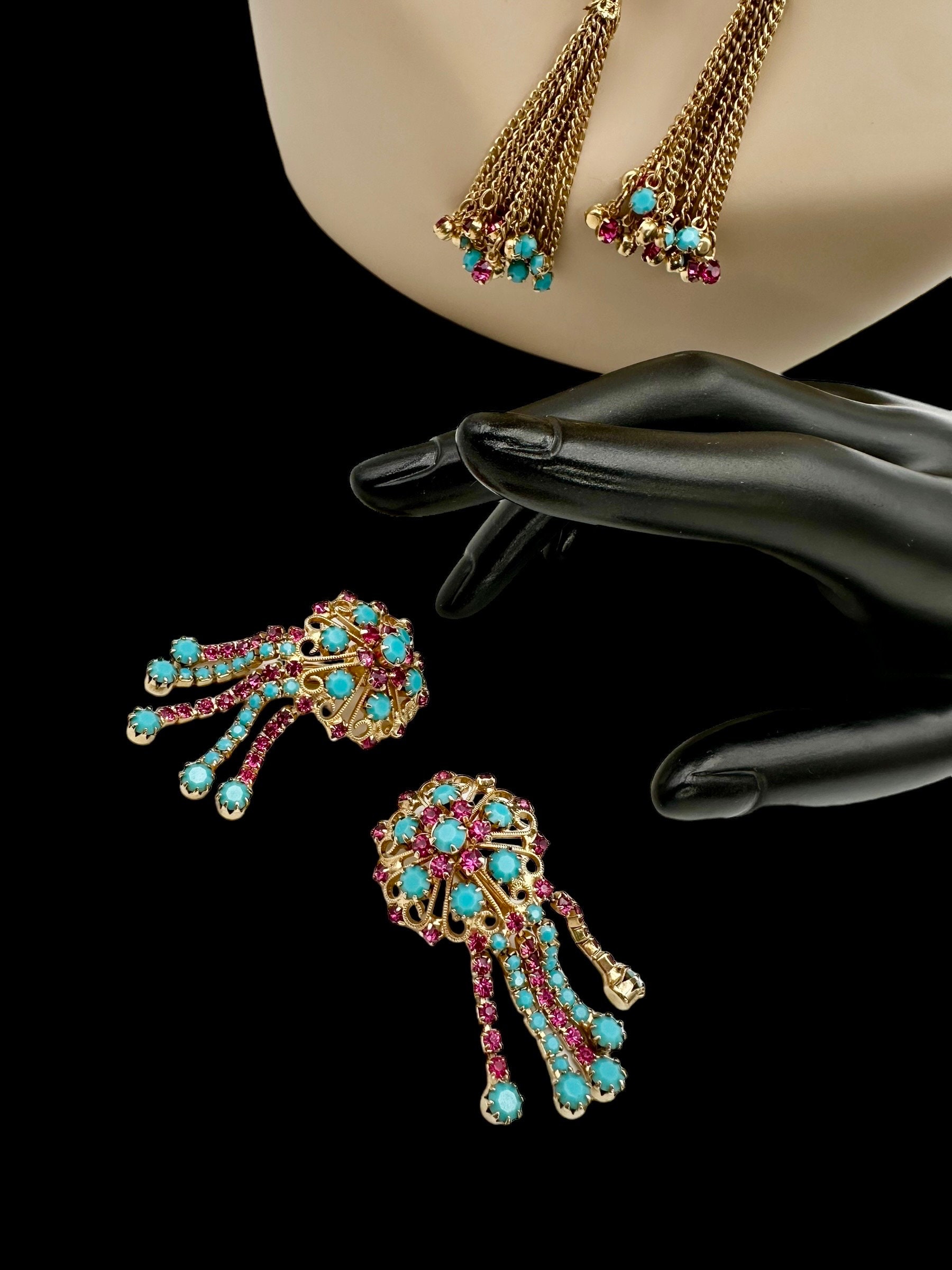 Vintage HATTIE CARNEGIE Necklace Clip Earrings Bracelet Parure