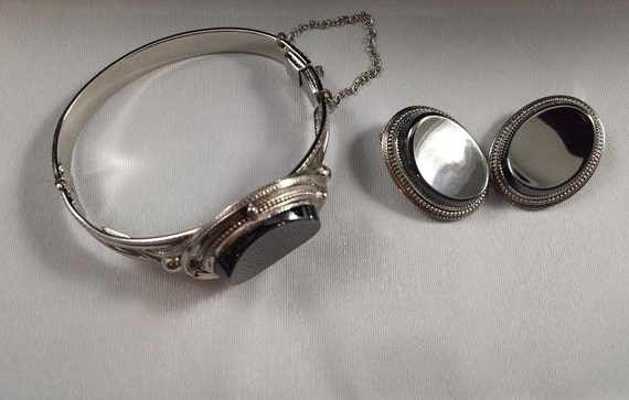 Vintage Whiting & Davis Bracelet And Earrings Hem… - image 4