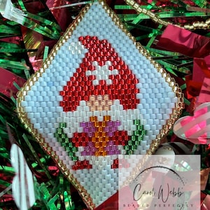 Christmas Gnome, 3D Peyote Stitch Beaded Pod Decoration, PDF Pattern Download