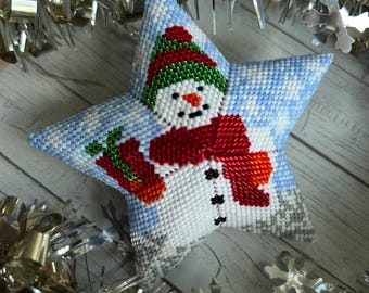 Snowman with Gift, 3D Peyote Beaded Star, PDF Pattern Download