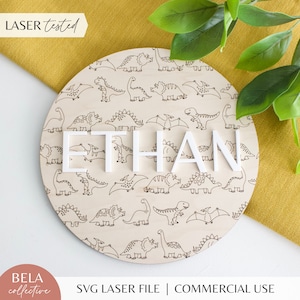 SVG-Set von Dinosaurier-Scoring-Runden | Personalisiertes Namensschild für Jungen und Mädchen | Holz Kinderwandkunst | Digitale Schnittdatei Glowforge Laser