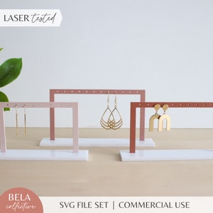 Archivos SVG cortados con láser para soporte de pendientes de trío cuadrado para Glowforge, soporte para pendientes de botón, soportes de exhibición de joyería minimalistas para pendientes