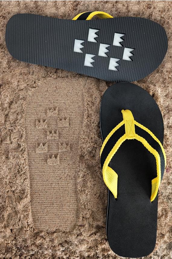 Kingdom Hearts 3 Sora Sandals Cosplay Crown Shoes Sand Imprint Debossed Leaves Crowns in the sand KH3 Summer Beach Wear Thongs Flip Flops