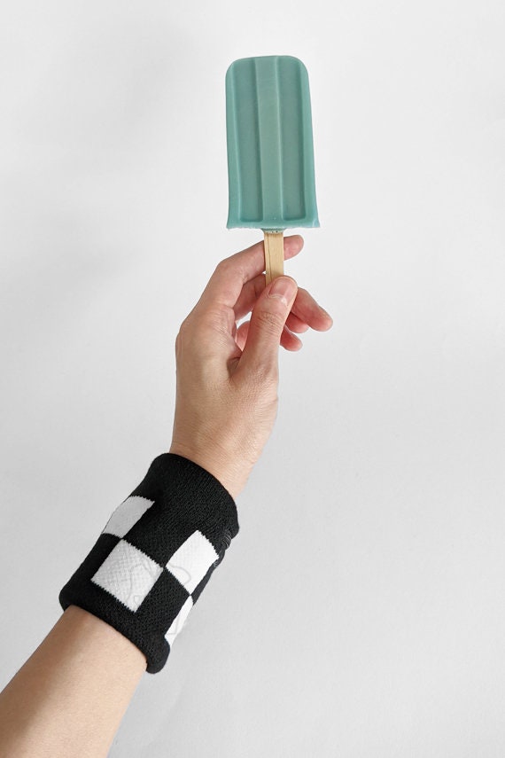 キングダムハーツ 特製リストバンド ロクサス 試遊記念 新品未使用 非売品 レア キングダムハーツ ロクサス リストバンド チェック柄 ラージ