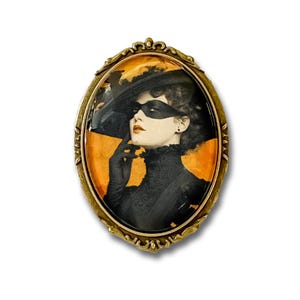 Gibson Girl Masquerade Brooch, Fall Brooch, Gibson Girl Brooch, Victorian Style Lady w Mask Pin, Victorian Portrait Brooch, Halloween Brooch
