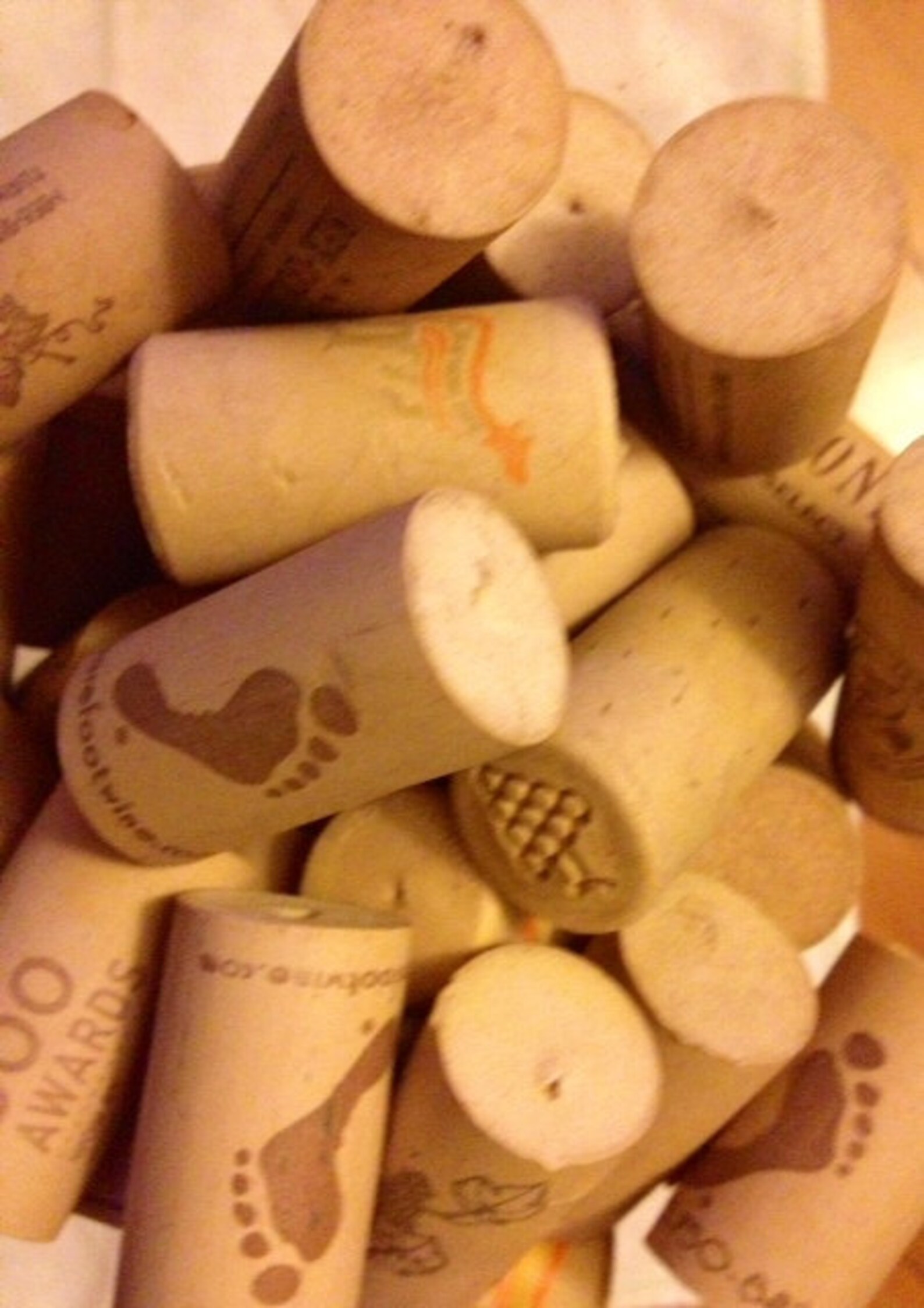 25 Used Synthetic Wine Corks Wine Corks Bulk Wine Corks Etsy