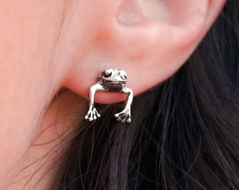 Frog Stud Earrings: 925 Sterling Silver Amphibian Studs