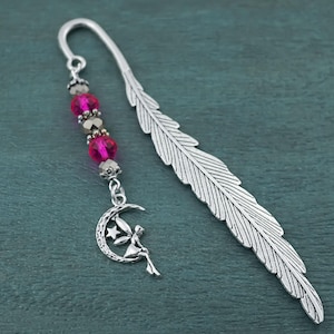 Marcador de hadas - Marcador de libros con cuentas con dije de hada mágica en luna creciente