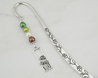 Magical Mushroom Bookmark Silver Botanical Charm Cottagecore Gift Ideas Metal Beaded Bookmark Rectangular Mushroom Charm Book Marker