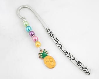 Pineapple Bookmark - Fruit Lover Gifts, Pineapple Gifts, Pineapple Stationary, Summer Party Favors, Pineapple Charm Beaded Bookmark