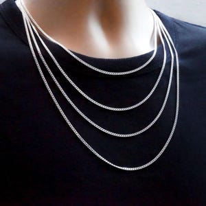 Chaîne en argent massif 925, maille gourmette, finition soignée, collier unisexe, chaîne pour homme, épaisseur 2,1 mm, longueurs disponibles : 16, 18, 20, 22 et 24 pouces.