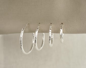 Diamond-Cut Hoops - 4 Sizes - 925 Sterling Silver Hoop Earrings - Rounded Hoops - Saddle Hinged Hoops - 2.5mm thick - 20mm, 25mm, 30mm, 35mm