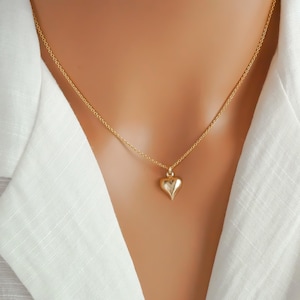 Gold Herz Halskette - Dünne Gold Filled Herz Anhänger Halskette, kleine 14k Gold Filled Herz Halskette, Freundin Halskette - LETZTE CHANCE