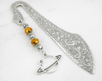 Space Bookmark - Planet Saturn Charm Bookmark - Beaded Metal Bookmark - Astronomy Bookmarks - Outer Space Gifts - Astrophysics Gifts