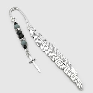 Dagger Bookmark, Small Sword Charm Bookmark, Unique Weapon Bookmark, Fantasy Gifts, Mythical Gifts, Metal Beaded Bookmark, Gifts for Boys