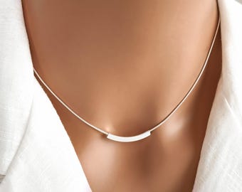 MINIMALIST JEWELRY