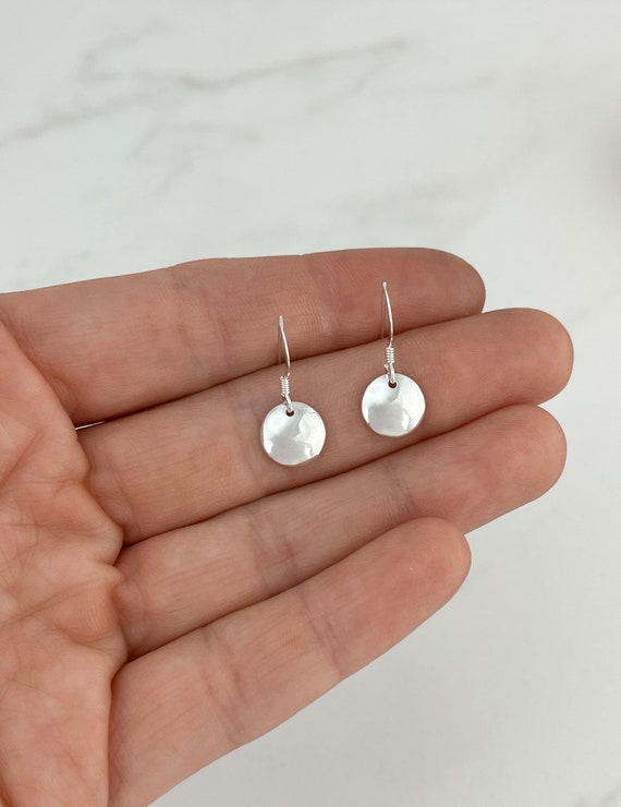 Small round silver earrings deals