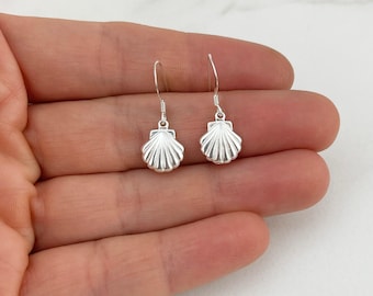 Seashell Earrings - 925 Sterling Silver Clam Shell Charm Earrings - Beach Jewelry - Silver Summer Earrings