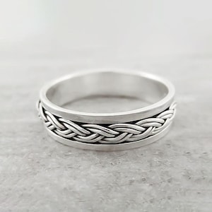 Silver Celtic Ring - Celtic Knot Spinner Ring - Spinning Ring - Thumb Ring - 925 Sterling Silver Jewelry - Women's or Men's Ring