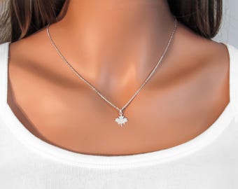 Maple Leaf Necklace - Small Canadian Charm Jewelry - 925 Sterling Silver Jewelry - Everyday Necklace - Canada Leaf Pendant