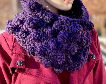 Crochet Bobble cowl/ Neck Warmer