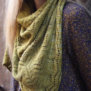 FOREST GREEN Shawl Knitting pattern