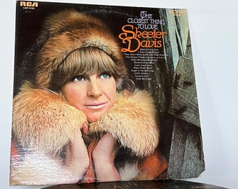 Skeeter Davis - "The Closest Thing To Love" vinyl record