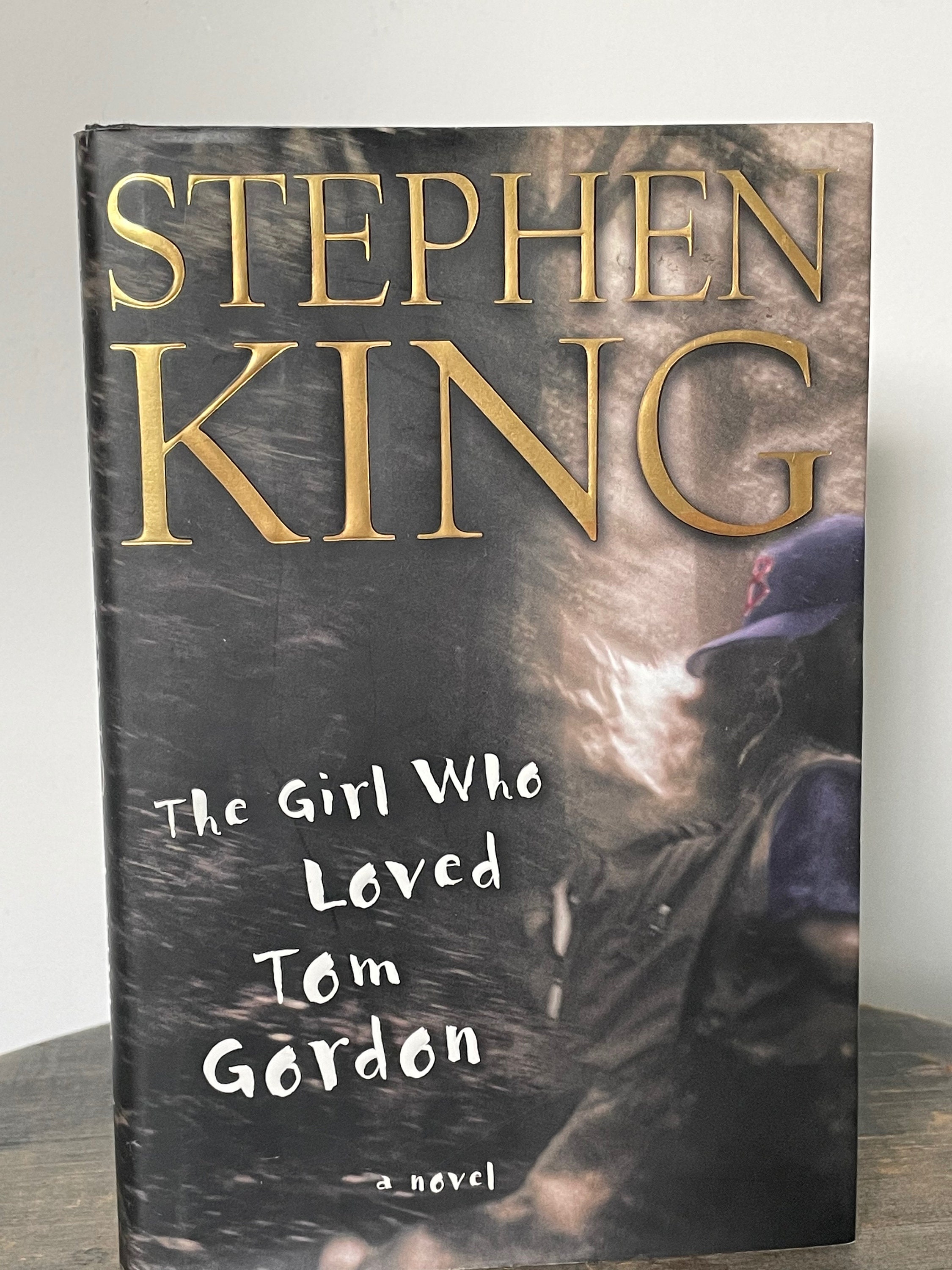 The Girl who Loved Tom Gordon. Stephen King.1st UK Printing Hardback  SK34 