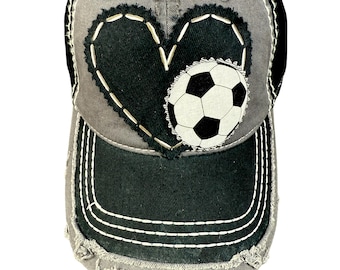 Geen blingbling! I Heart voetbal verdrietig hoed - voetbal moeder hoed - aanpasbare hoed - geweldig cadeau voor voetbal moeder coach nana - gepersonaliseerde teamspeler