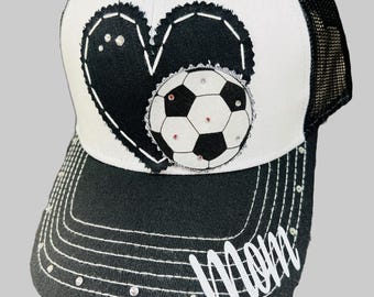 Mom voetbalhoed - patch Crystal Distressed Cadet Cap - aanpasbare hoed - gepersonaliseerd met jerseynummer naam oma nana mimi coach