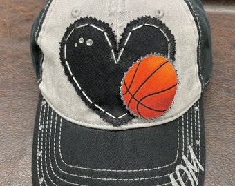 Basketball Mom Love Distressed Hat - individueller Basketballhut für Mama oder Oma oder Trainer