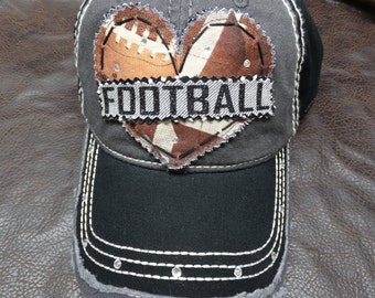 Boné com strass desgastado "I heart FOOTBALL" - chapéu de futebol para mãe, tia, avó, esposa, irmã - chapéu personalizado personalizável