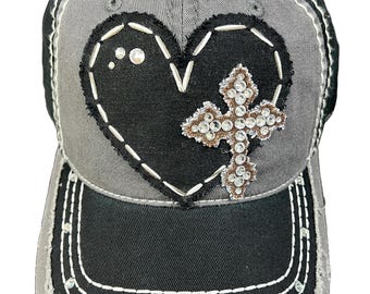 Czapka bejsbolowa Cross My Heart Distressed Crystal